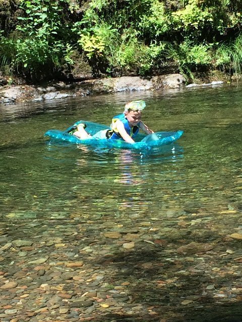 Swimming at Puma Campground, Fall Creek, Oregon