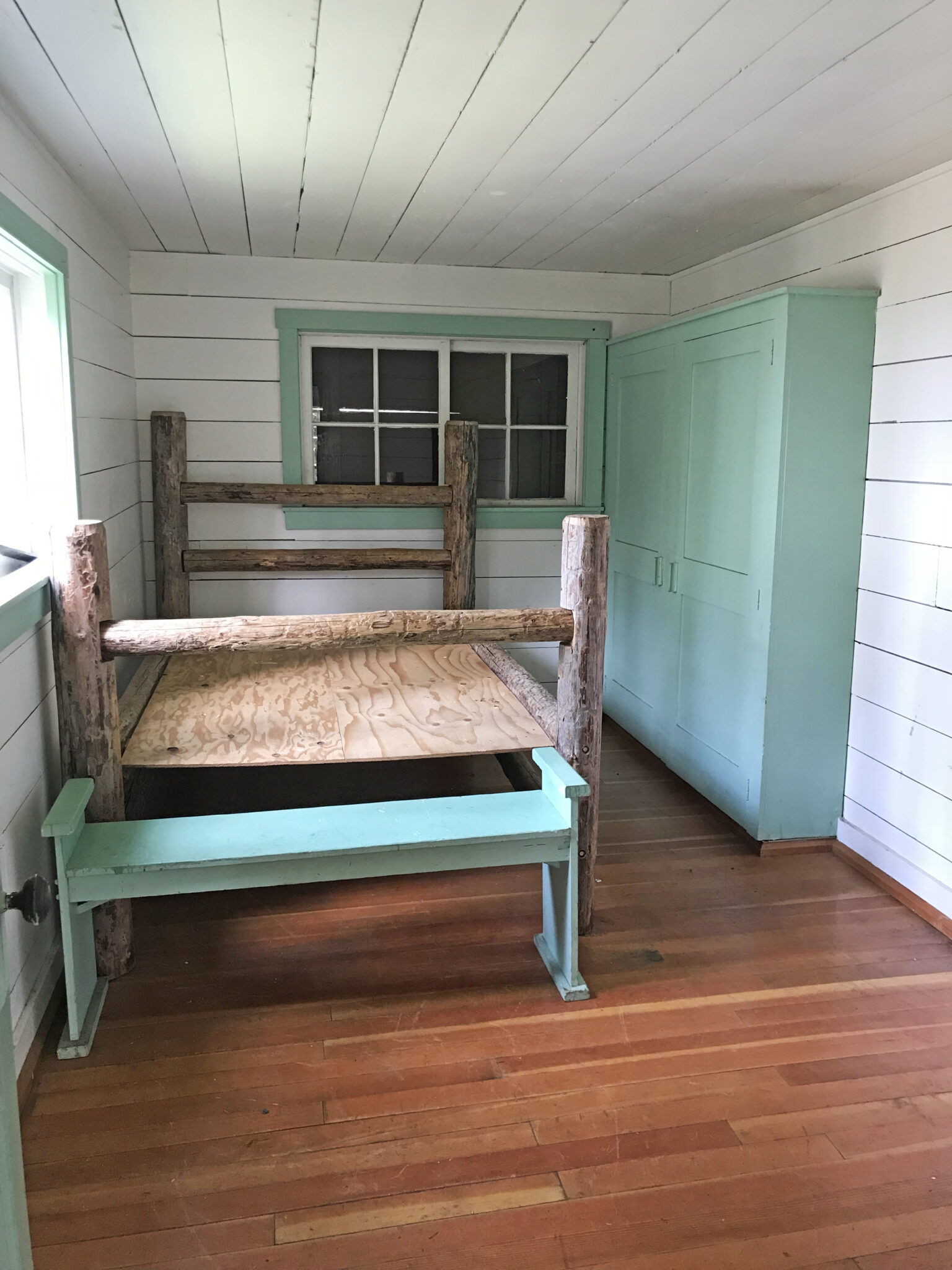 The downstairs bedroom of the Musick Cabin.